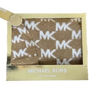 NWT Michael Kors Beanie Hat & Scarf Set One Size Camel Brown Cream
